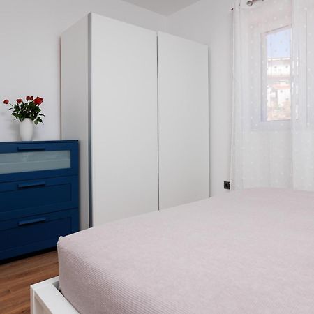 Summer Breeze Apartment - Quiet Place With A Spectacular View And A Garden Šibenik Extérieur photo